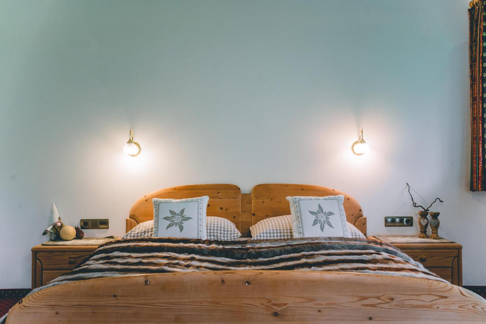 Garni Hotel Belalp Santa Cristina Val Gardena Екстер'єр фото