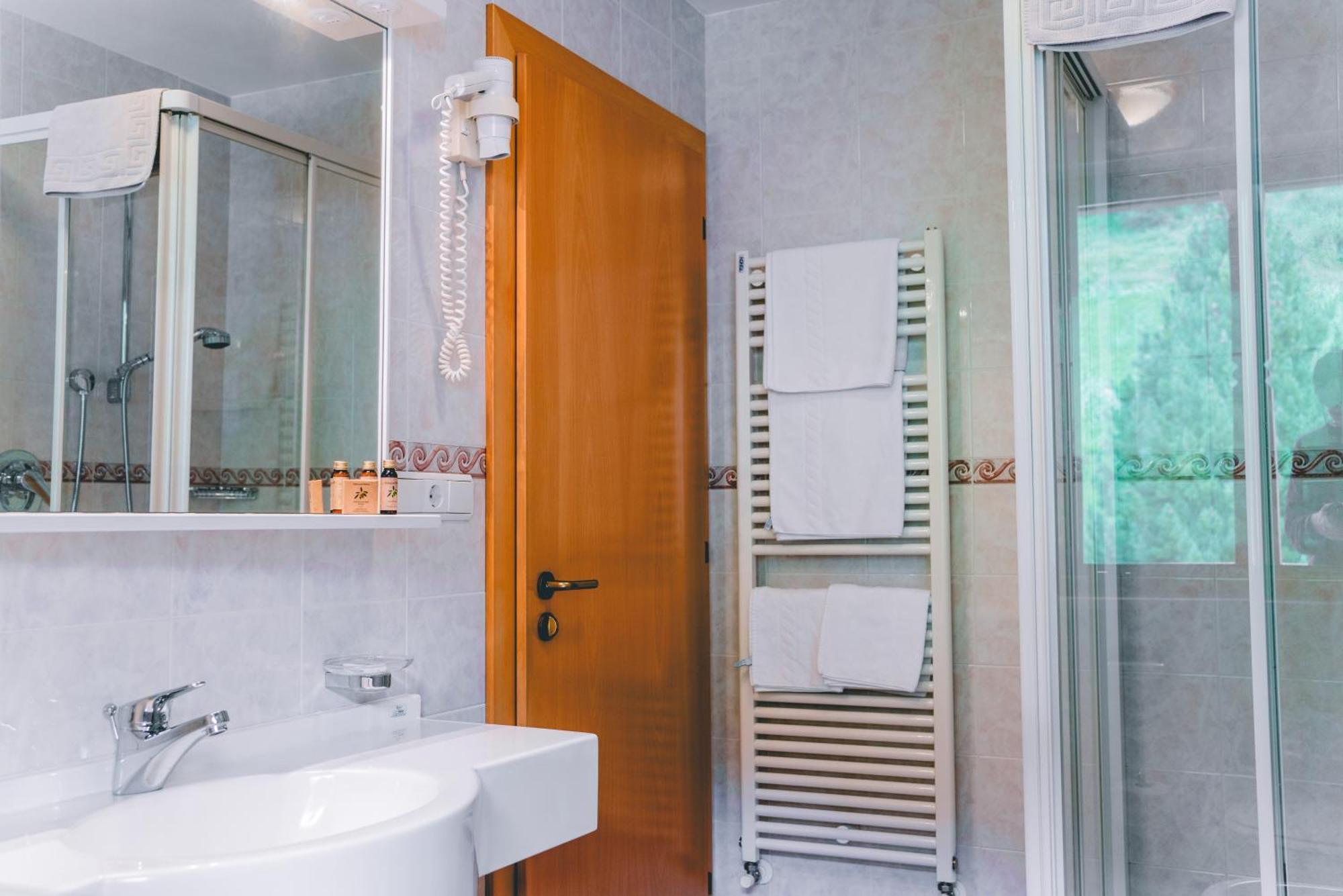 Garni Hotel Belalp Santa Cristina Val Gardena Екстер'єр фото