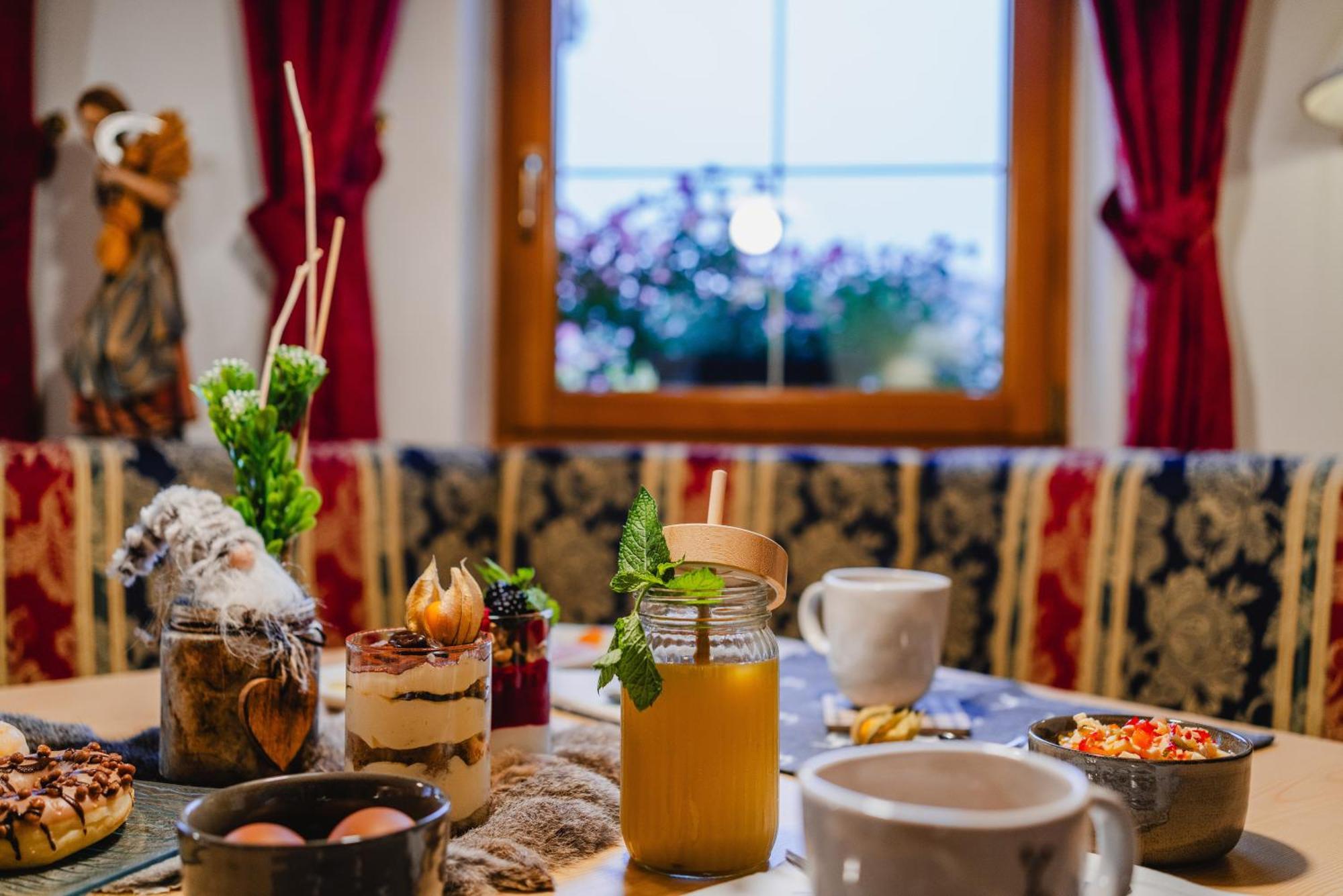 Garni Hotel Belalp Santa Cristina Val Gardena Екстер'єр фото