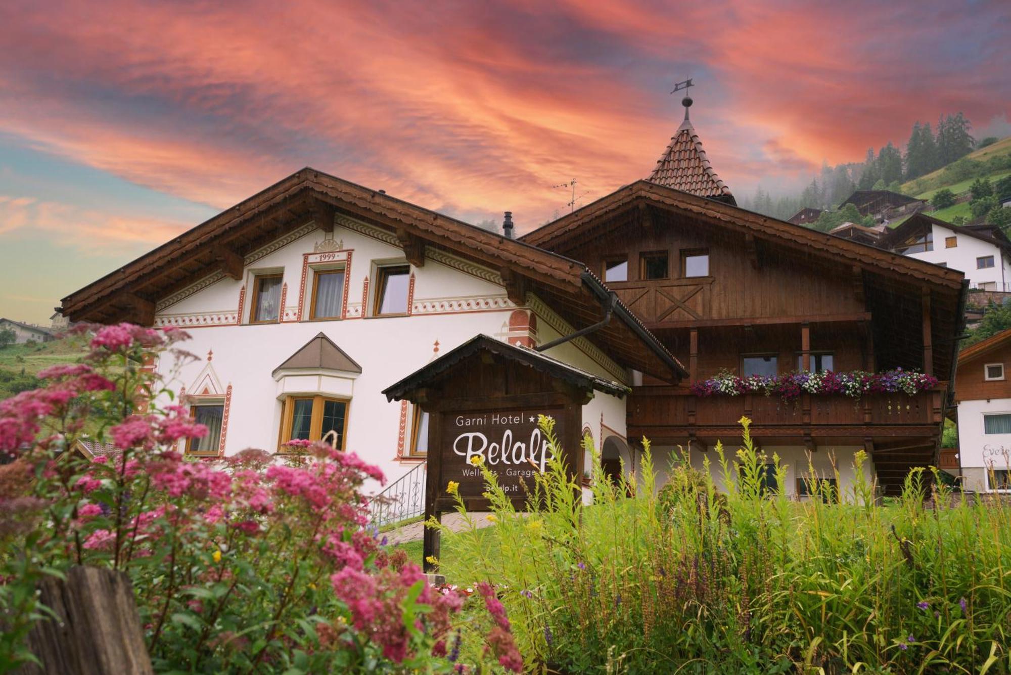 Garni Hotel Belalp Santa Cristina Val Gardena Екстер'єр фото
